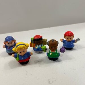 2005 Fisher-Price Little People Lot